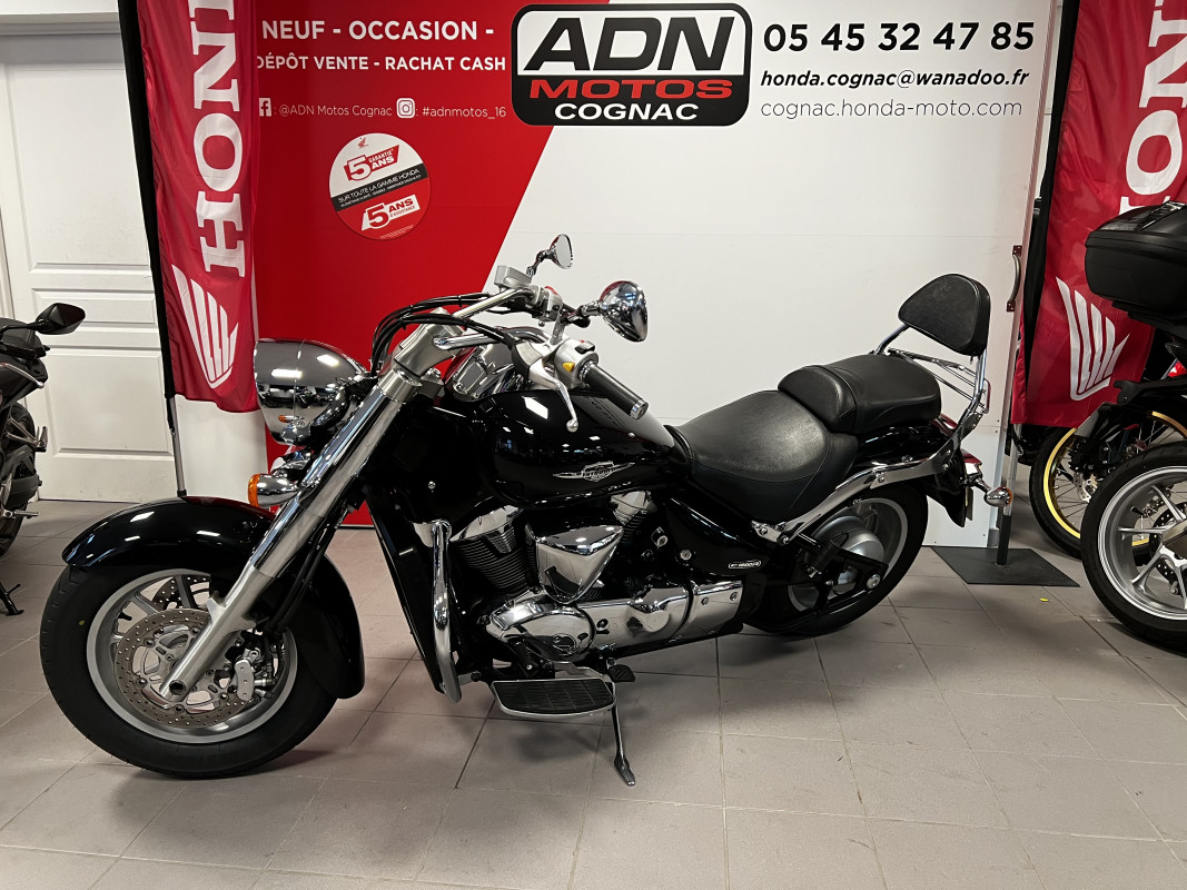 SUZUKI VLR 1800 ADN MOTOS  COGNAC 