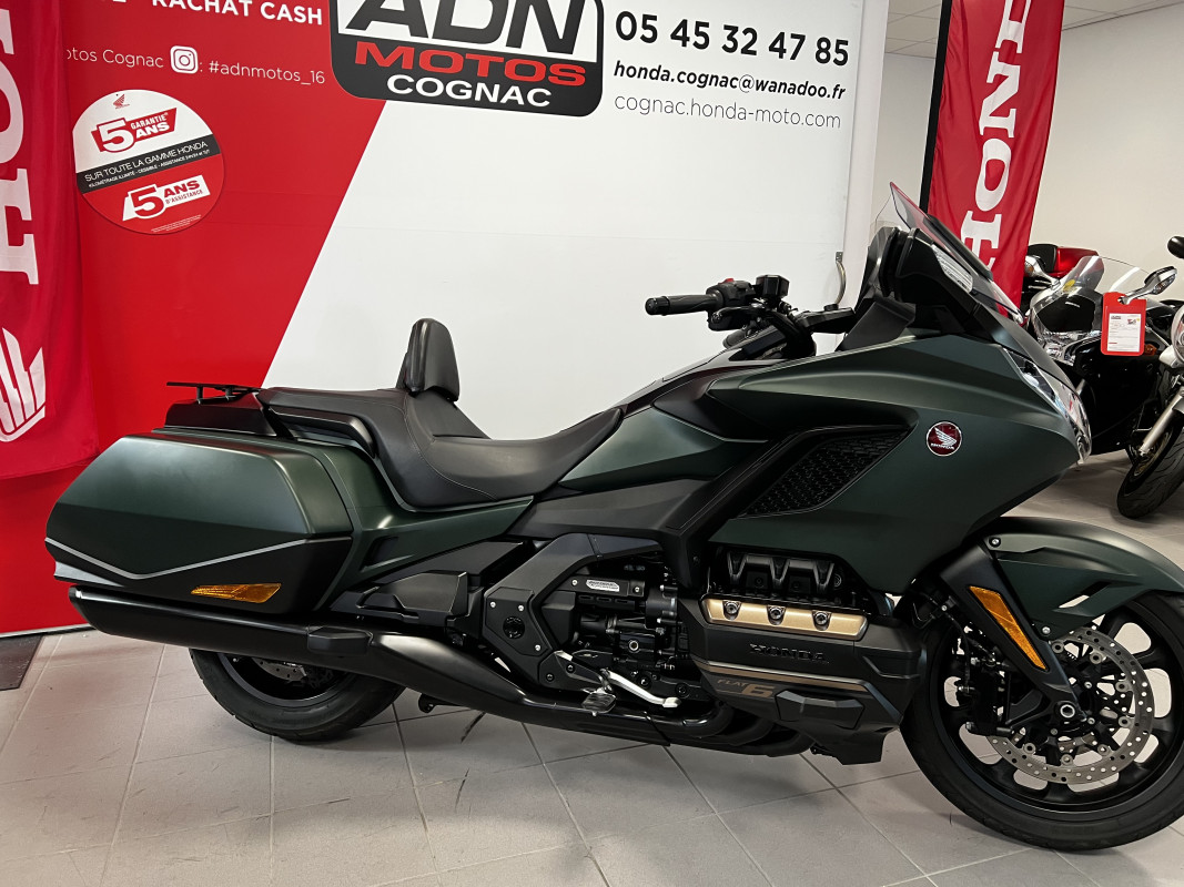 GOLDWING 1800 DCT BAGGER ADN MOTOS  COGNAC 