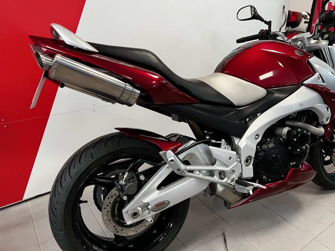 SUZUKI DL V-STROM 800SE A2 DESTINATION MOTO  TREGUEUX 